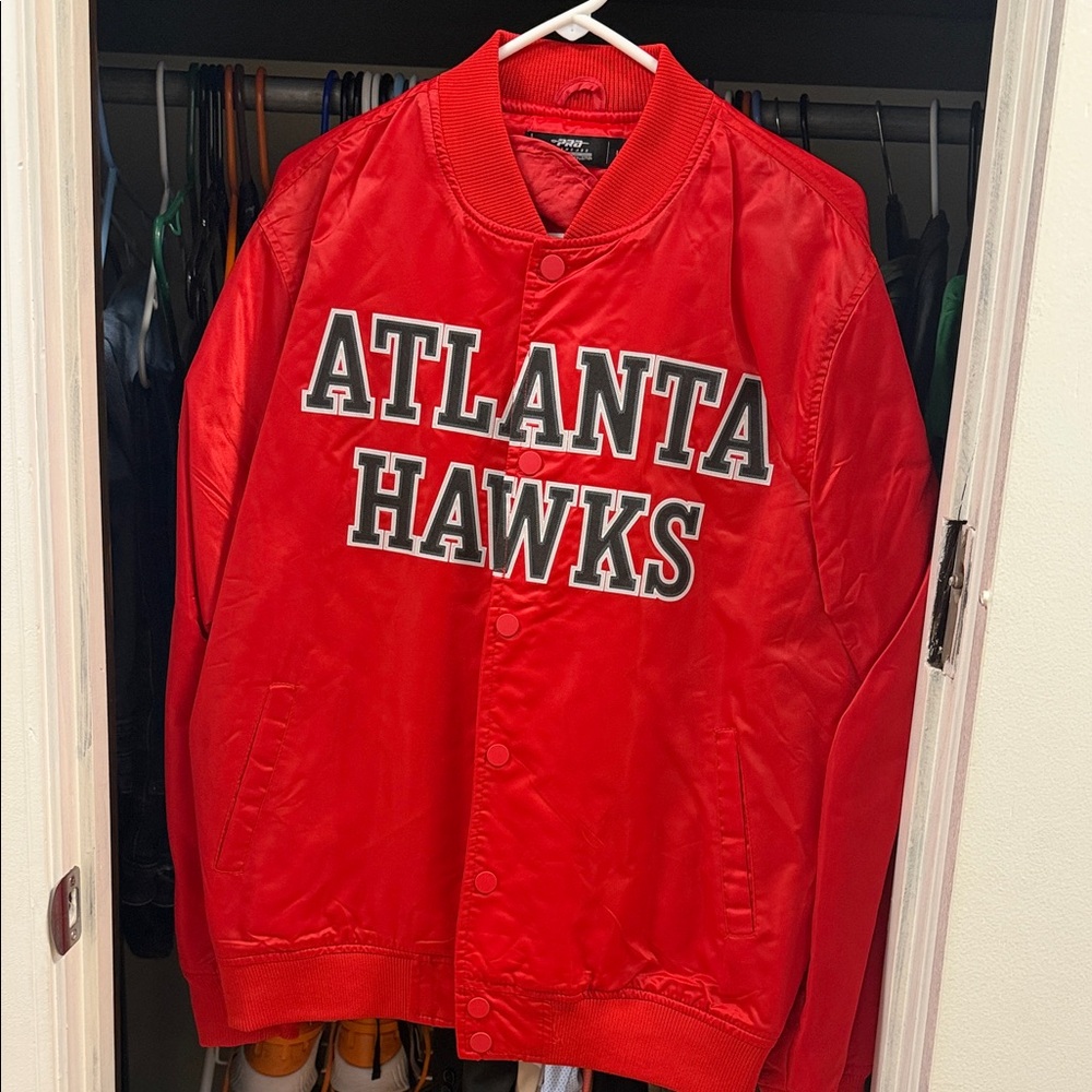 Atlanta Hawks Red Satin Jacket New Mens Large